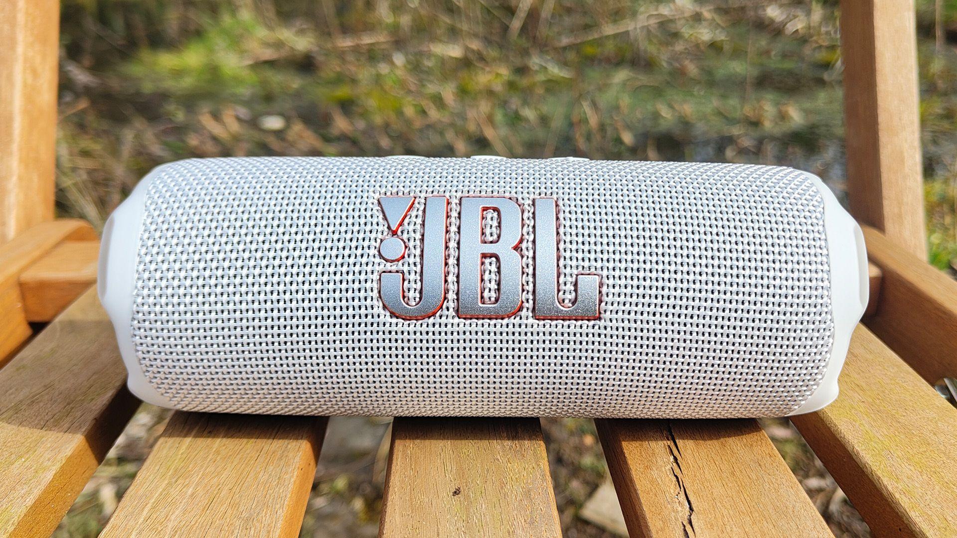 JBL-høyttalere hos Hifivalg